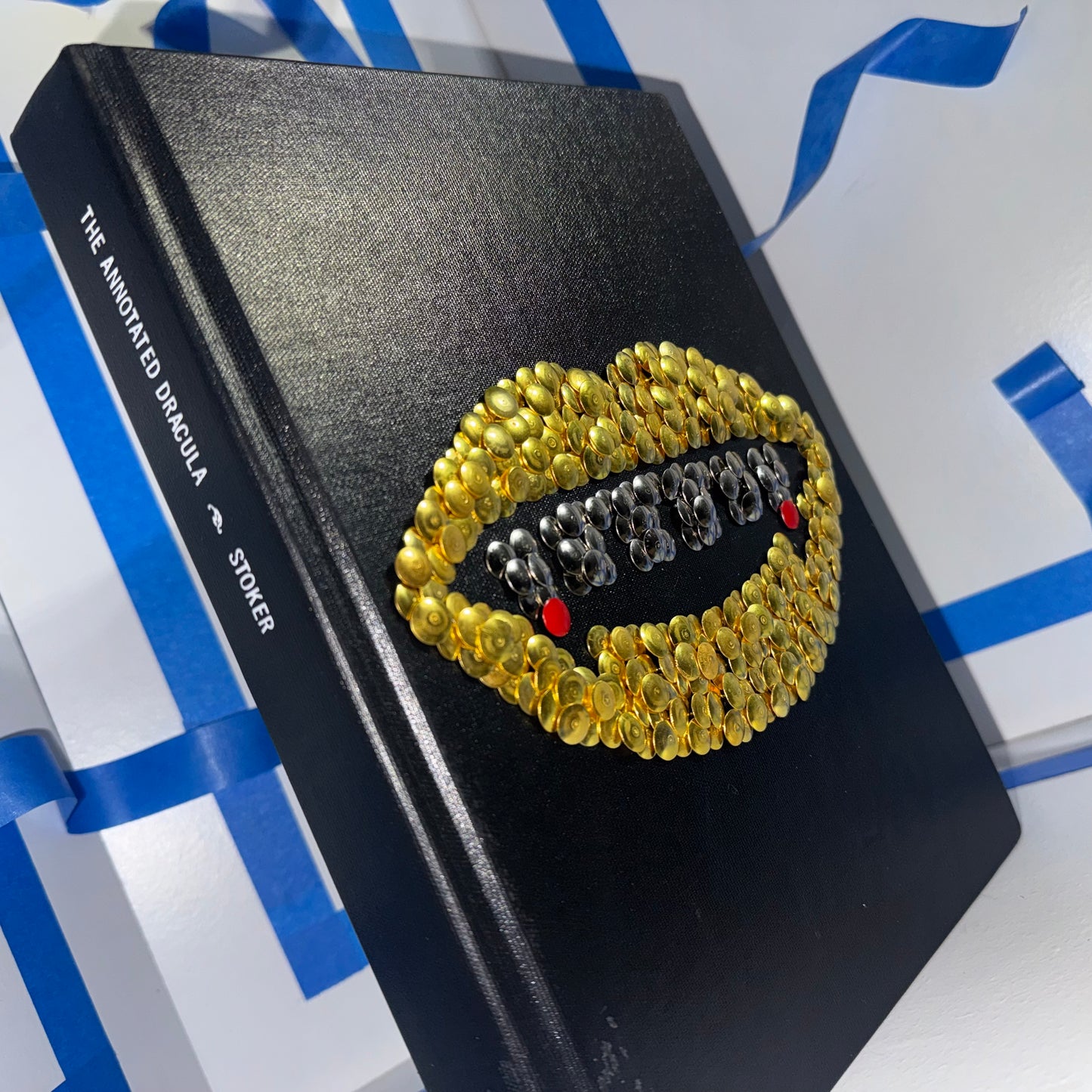 Dracula (annotated) -  gilded book by the bms.