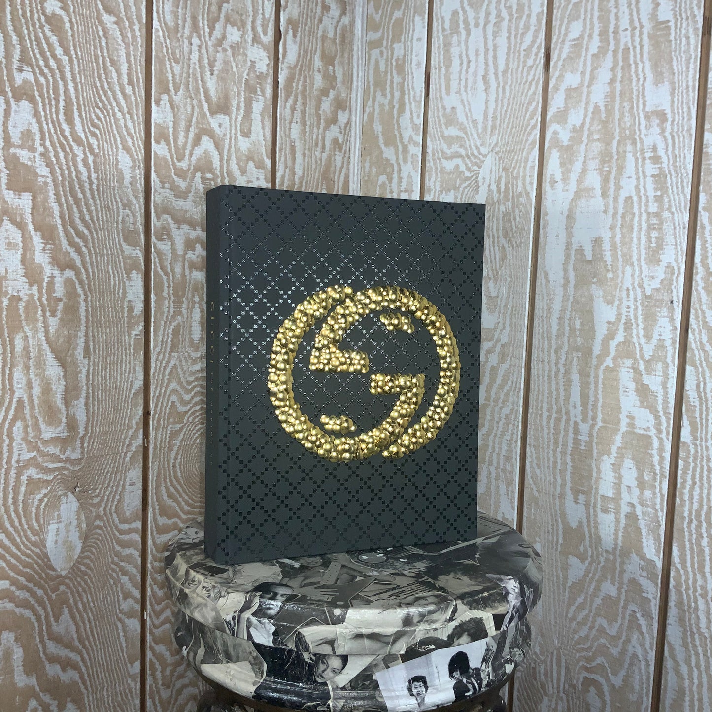 the bms. Gucci : The Making Of hand tacked book